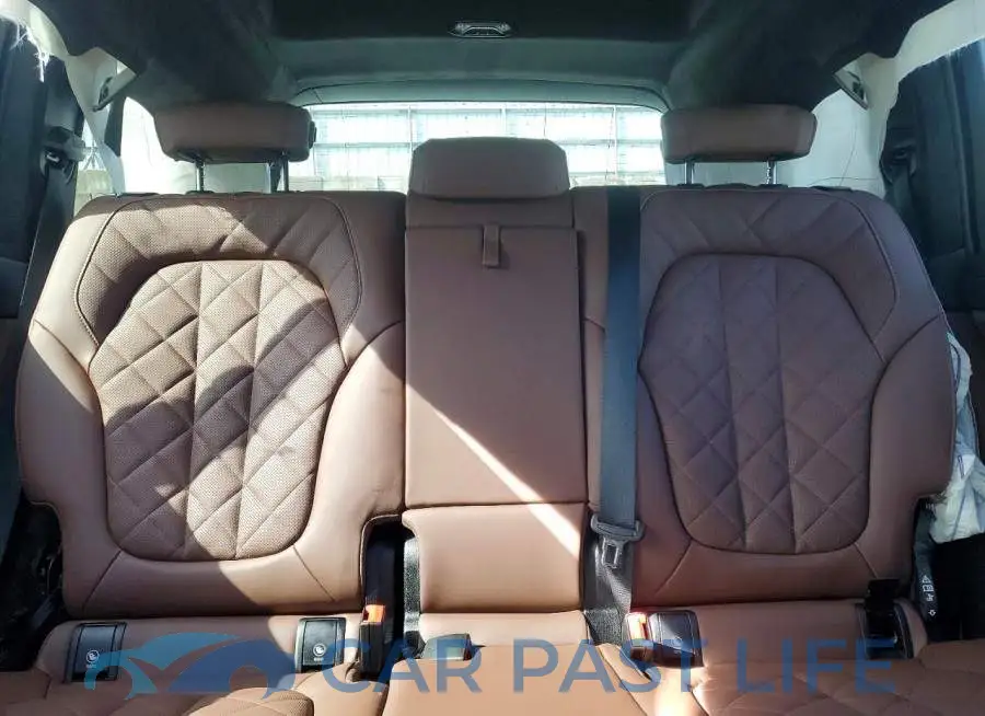 5UX23EM02T9025908# 10