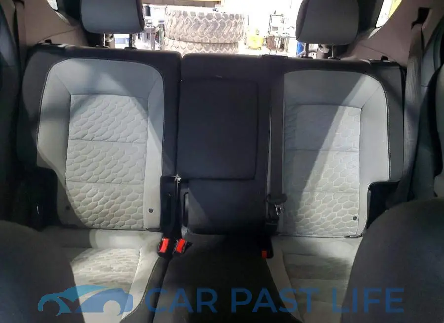 2GNAXREV1J6129261# 10