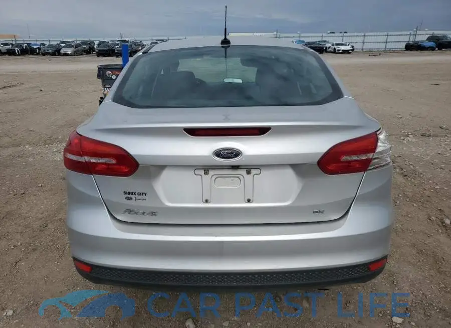 1FADP3F25JL303739# 6