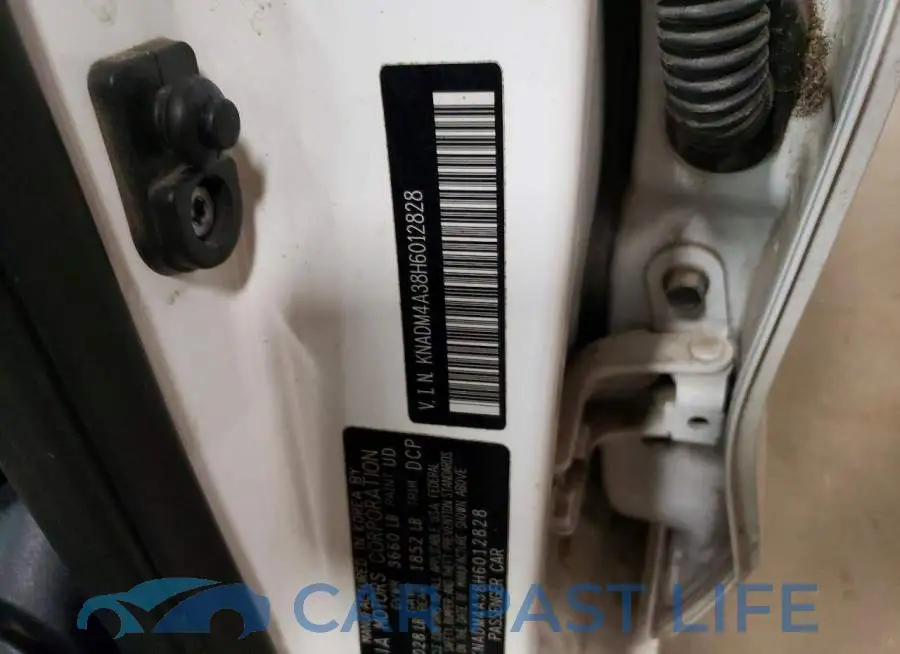 KNADM4A38H6012828# 12