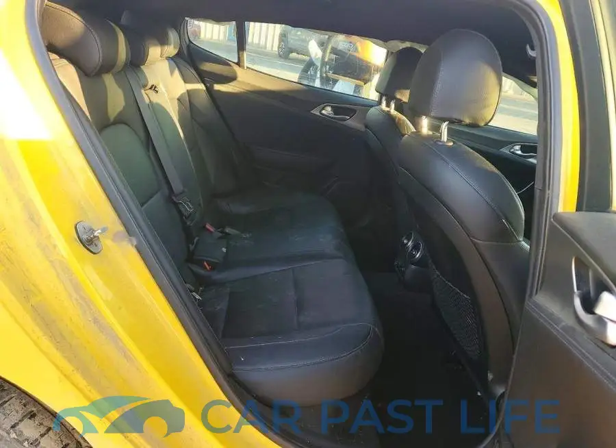 KNAE35LC7J6020984# 10
