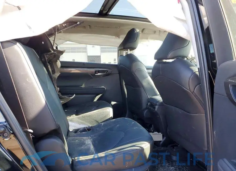 5TDEBRCH7RS623082# 10