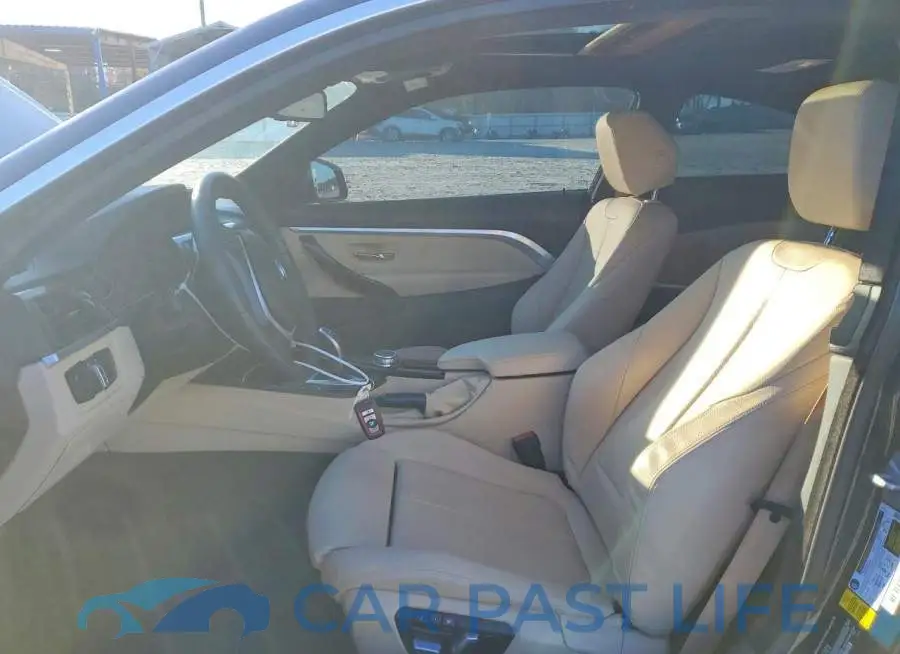 WBA4R7C5XHK679909# 7