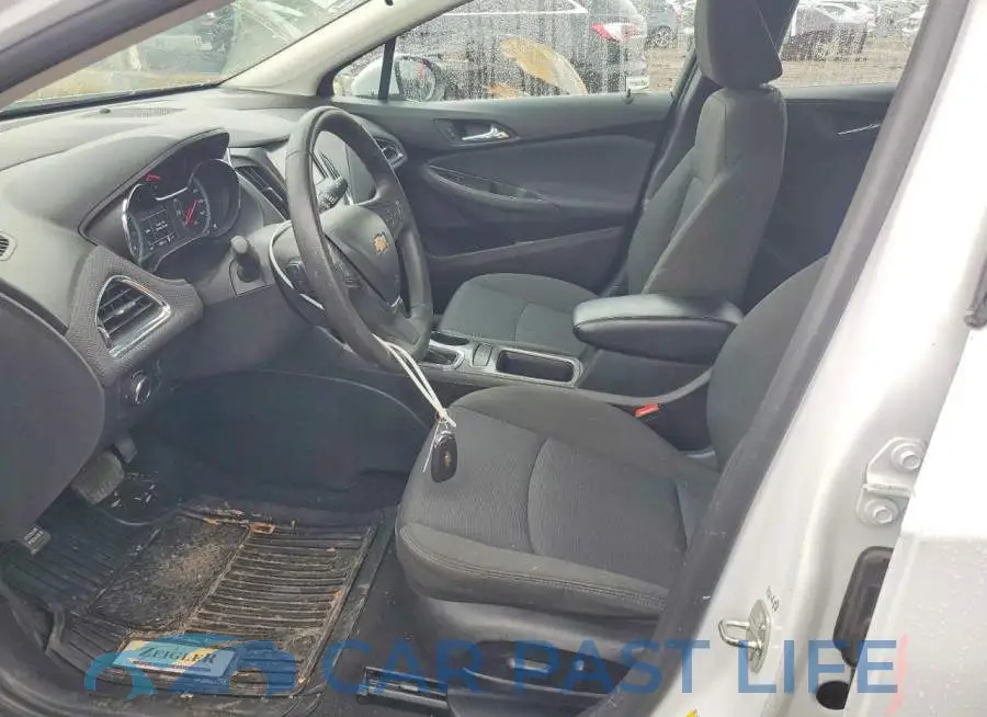 1G1BE5SM5J7135256# 7