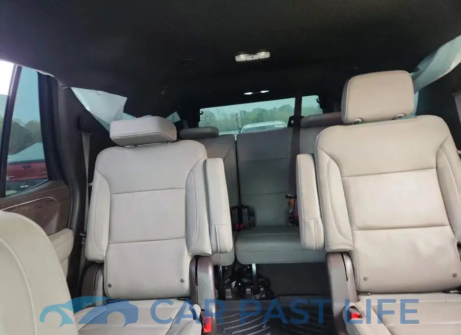 1GNSKPKD8NR310600# 10