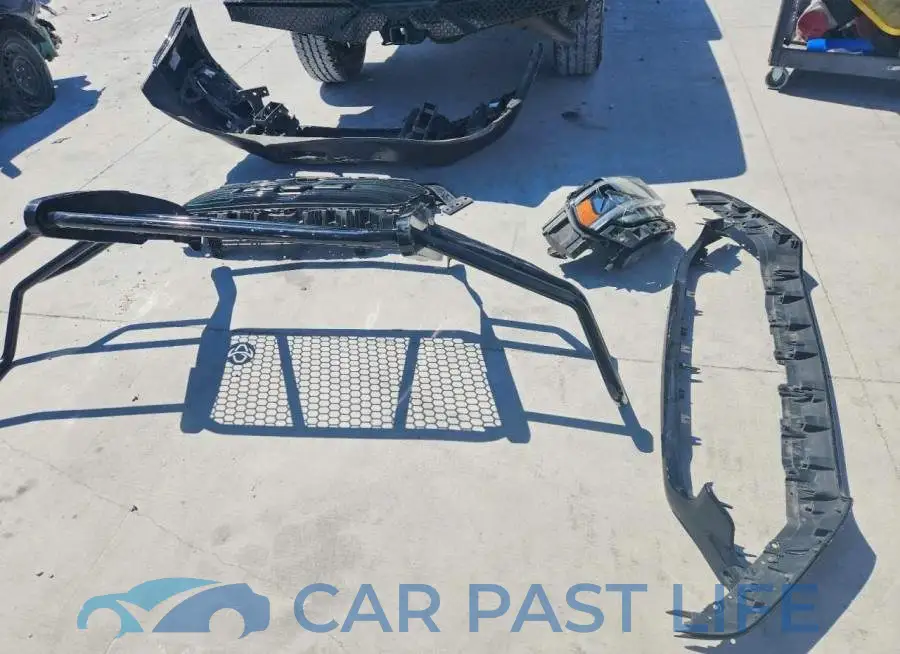 3C6UR5FJ4LG252233# 12