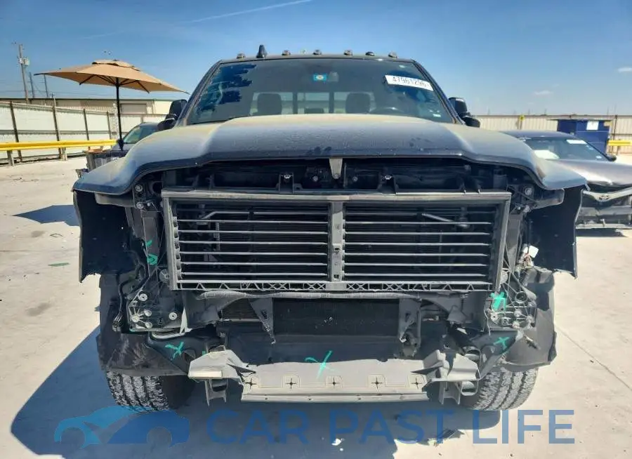 3C6UR5FJ4LG252233# 5