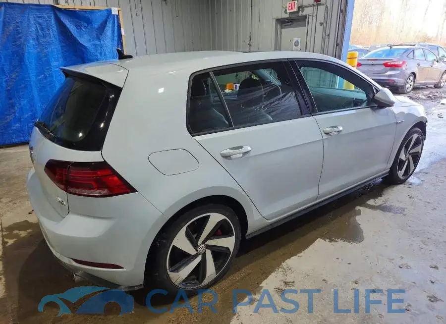 3VW5T7AU1KM031956# 3
