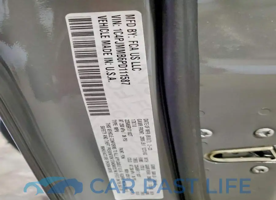 1C4PJMMB6PD111587# 13