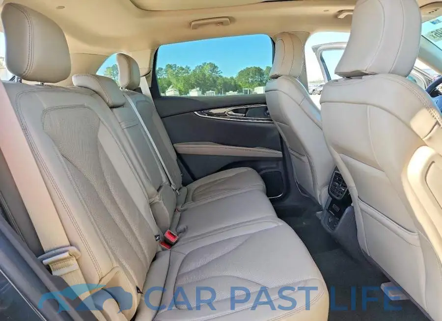 2LMPJ8KP1NBL14864# 11