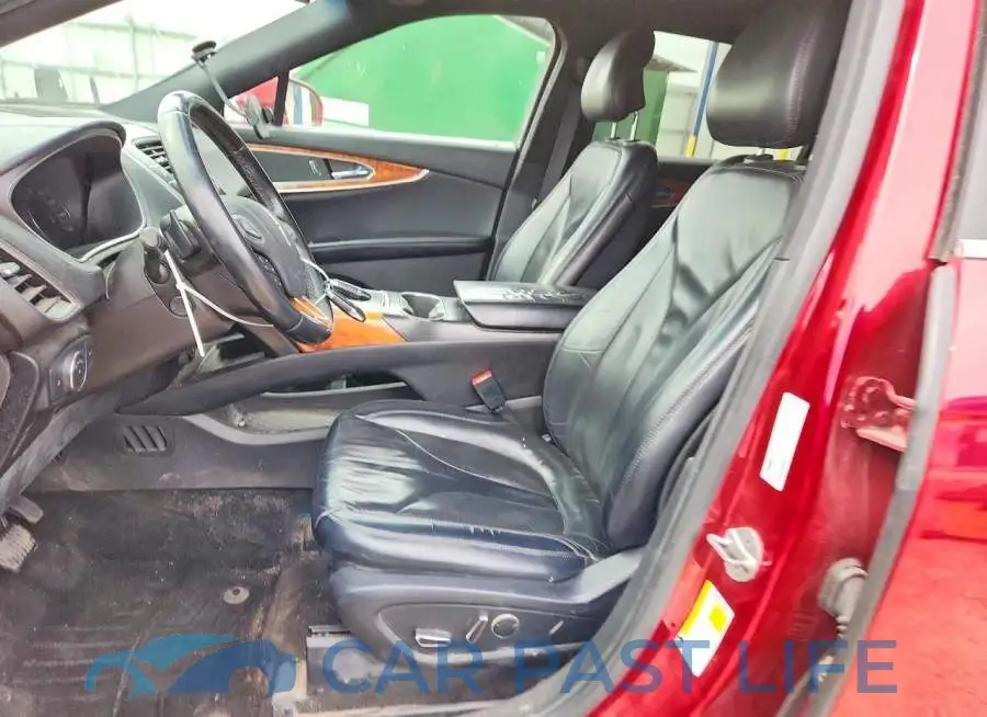 2LMPJ8KR3HBL49539# 7
