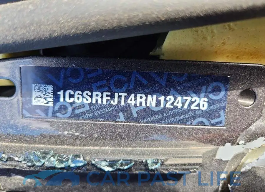 1C6SRFJT4RN124726# 12