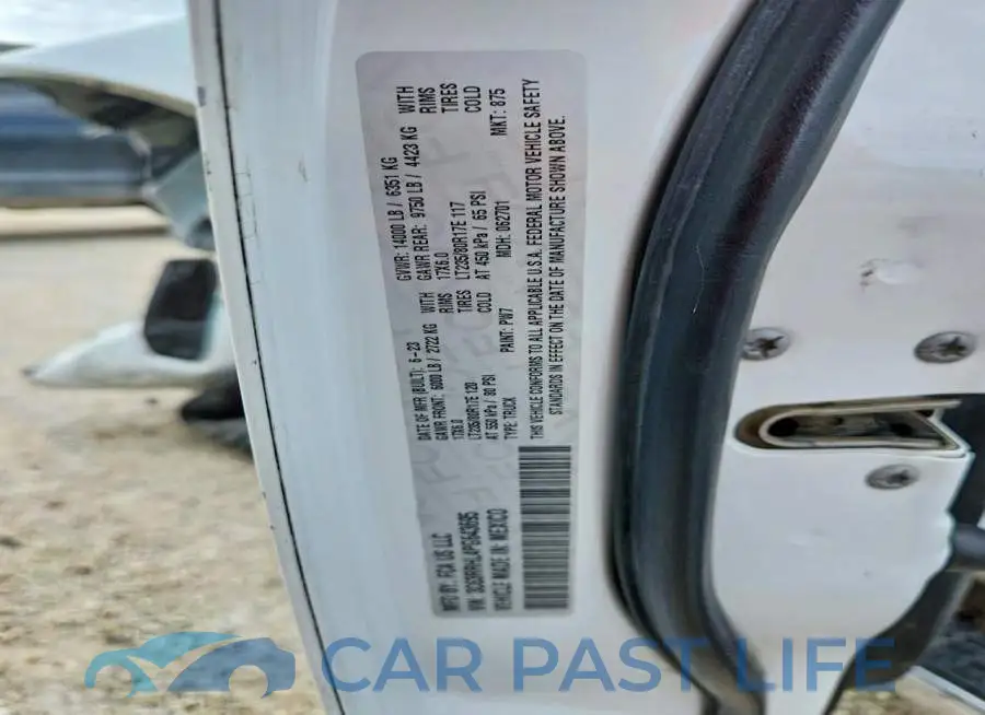 3C63RRHL4PG643695# 13