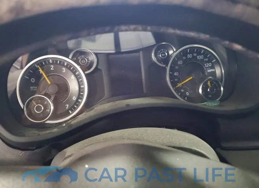 3C6UR5CJ8KG675769# 9