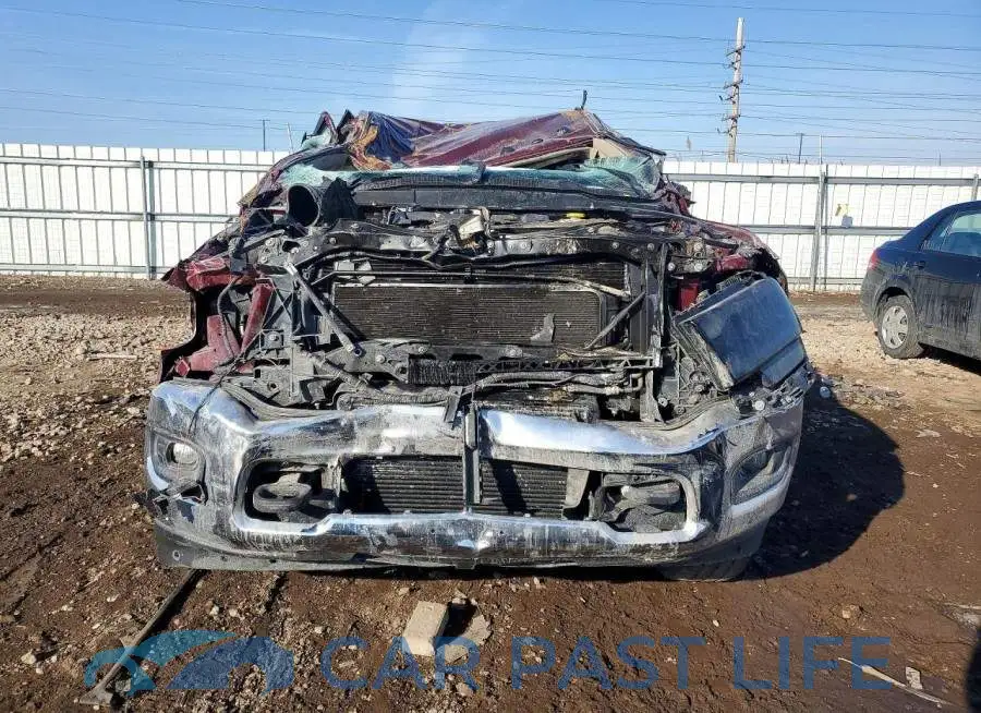 3C6UR5JL9KG647631# 5