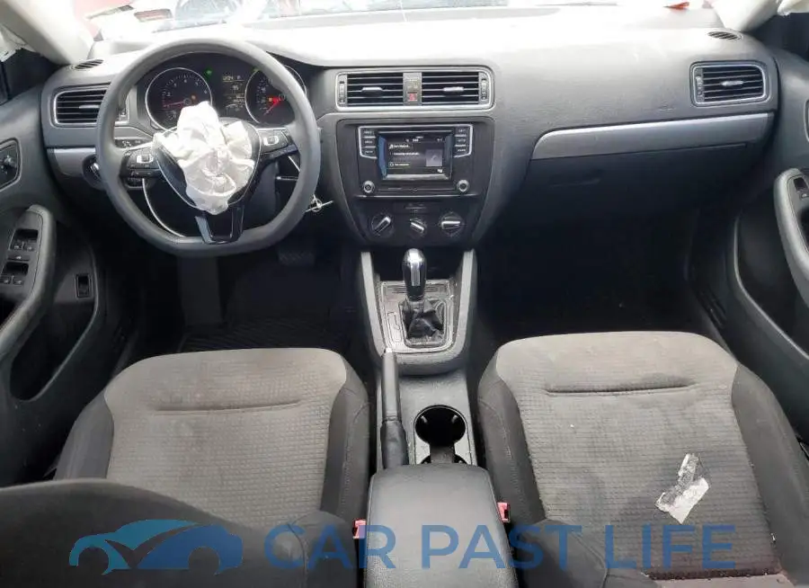 3VW2B7AJ8HM355801# 8