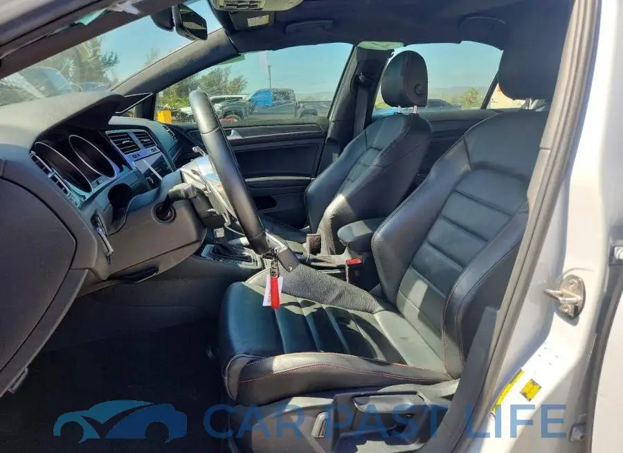 3VW6T7AU0KM035937# 7