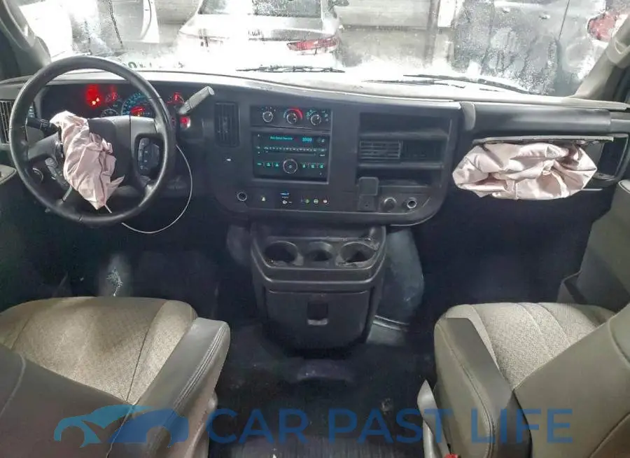1GTW7AFG2L1141828# 8