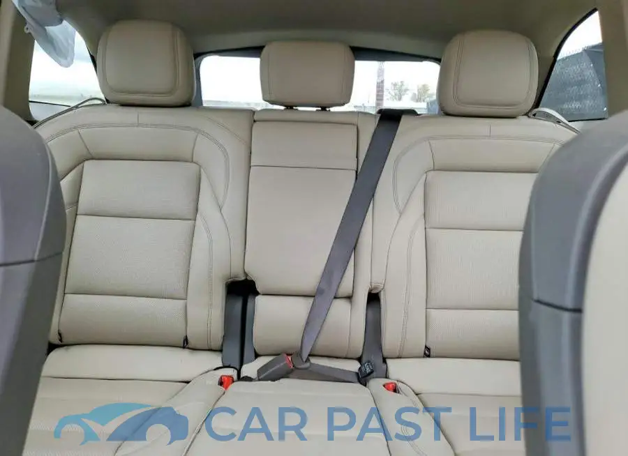 5LMPJ8J44RJ796506# 10