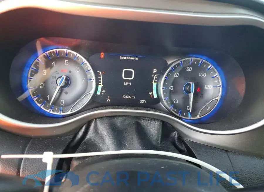 2C4RC1EG4LR210038# 9