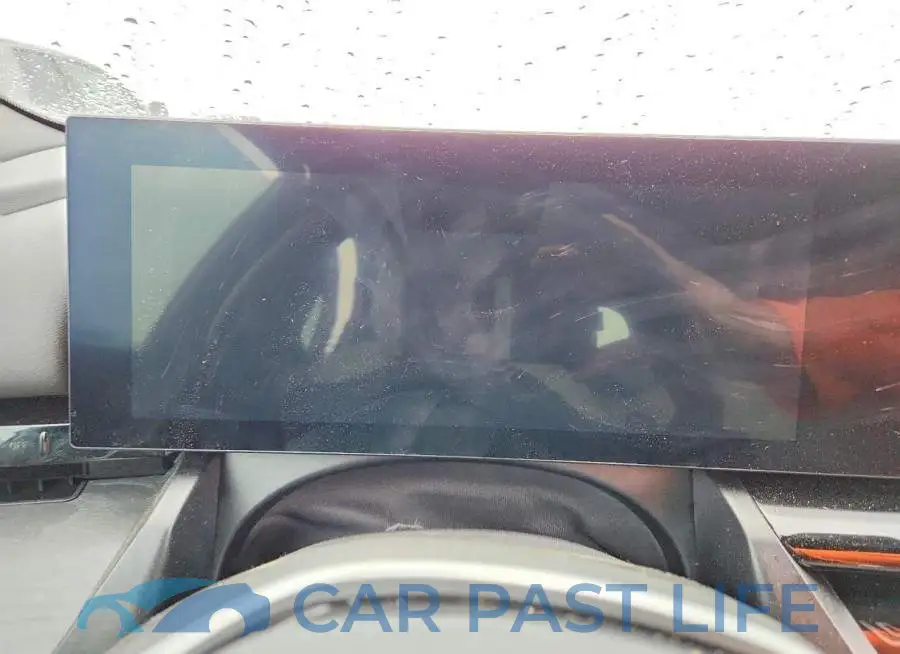 WBA43FJ01RCS76965# 9