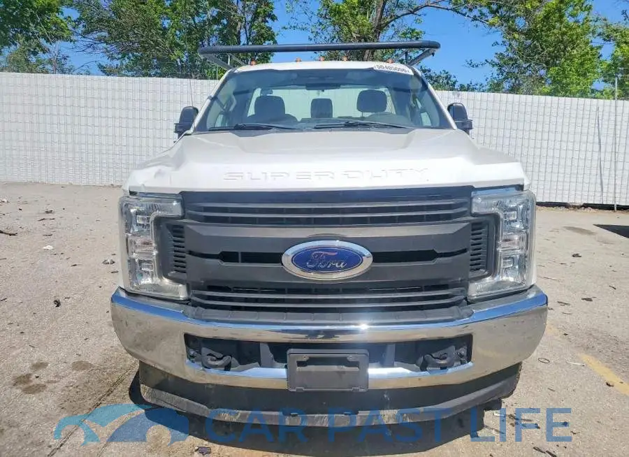 1FDBF3B60KED71834# 5