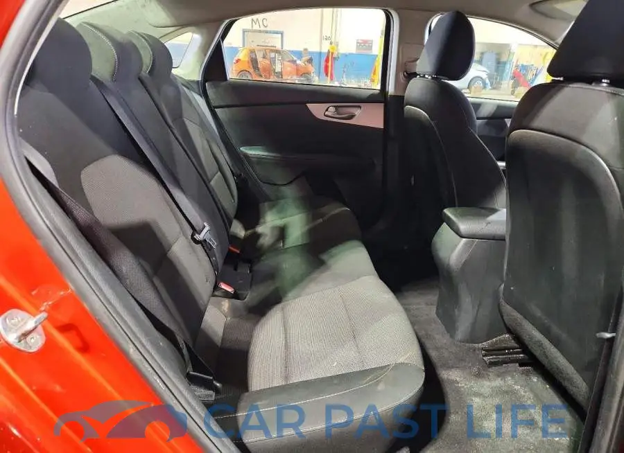3KPF24AD1PE524613# 10