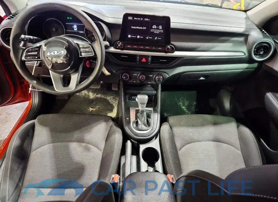 3KPF24AD1PE524613# 8