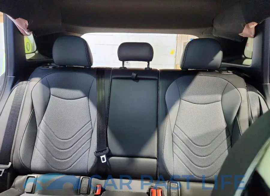 3VVGR7RM2SM010775# 10