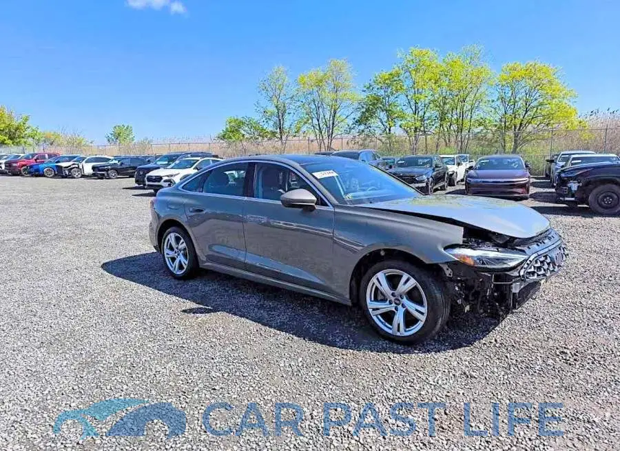 WAU1BCFU5SN060935# 3