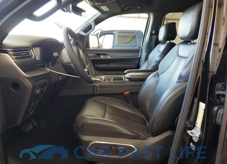 1C4SJVBP6RS139208# 7