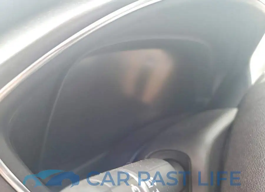 1G6DT5RK3R0128677# 9