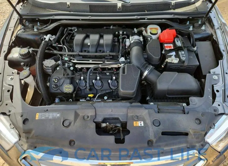 1FAHP2D82JG126501# 11