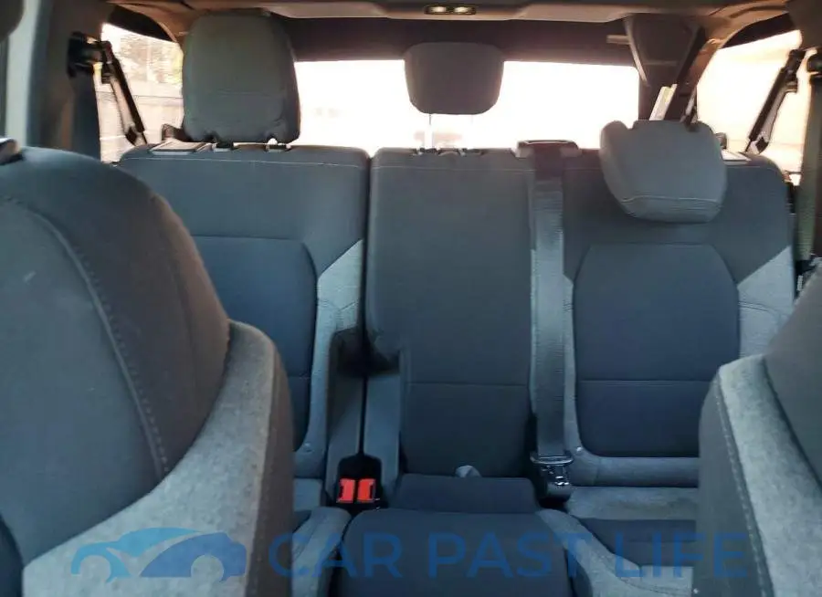 1FMDE5DH6NLA71611# 10