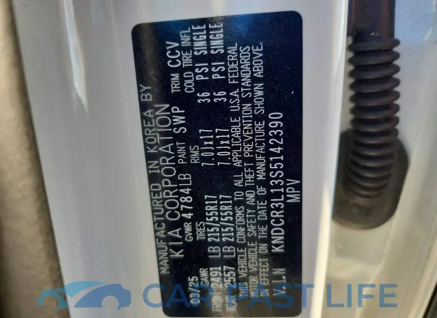KNDCR3L13S5142390# 12