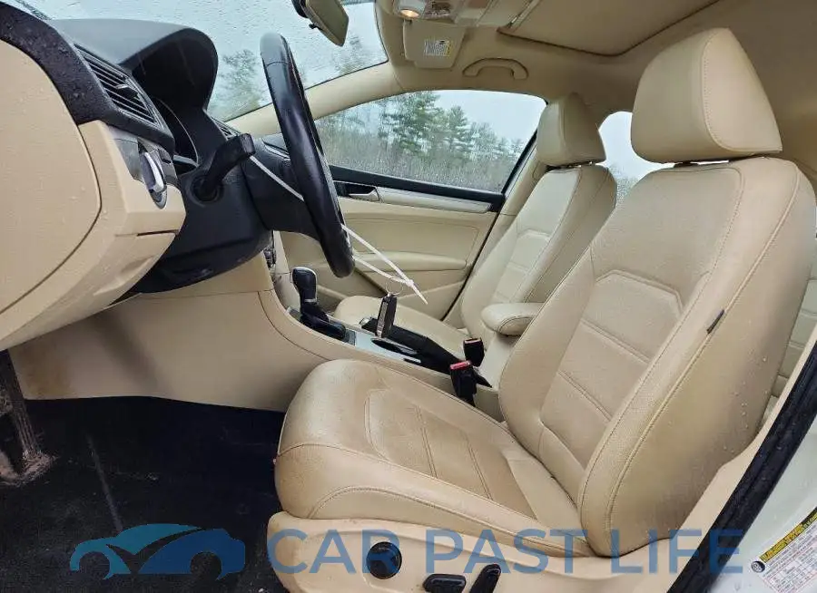 1VWLA7A33KC006160# 7