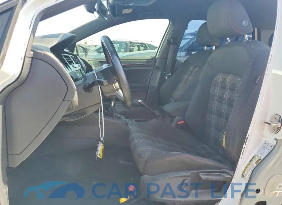 3VW5T7AU0LM012025# 7