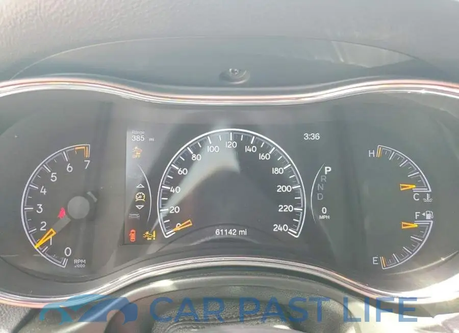 1C4RJEAG6NC153758# 9