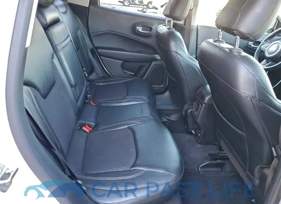 3C4NJCBB1JT125211# 10