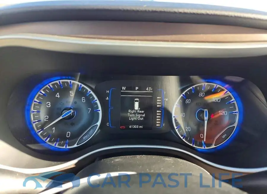 2C4RC1CG9NR225432# 9