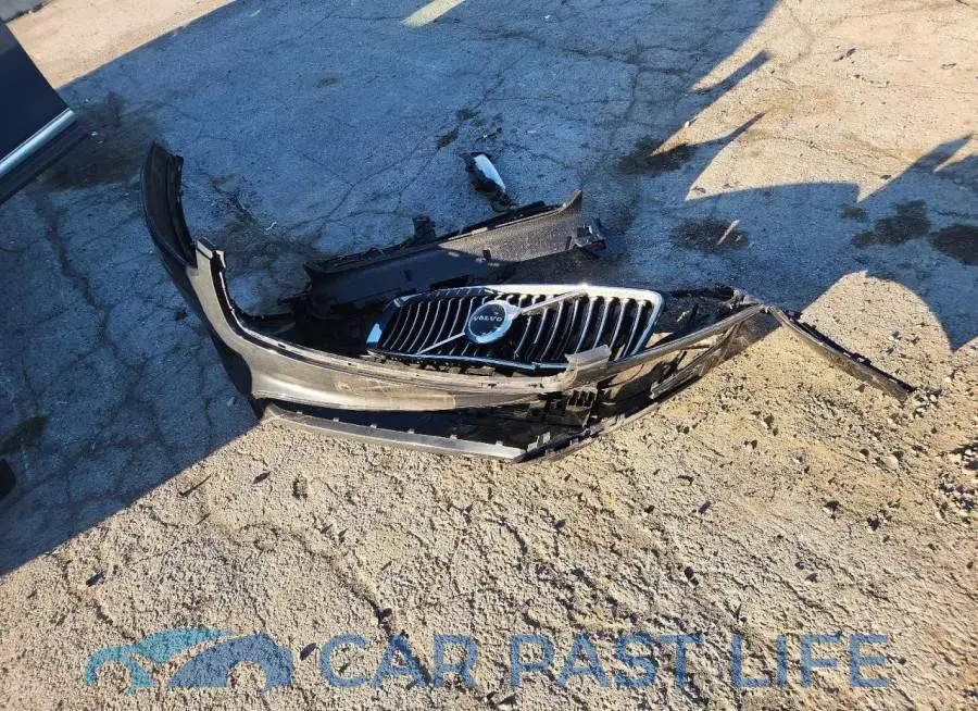 YV4102PK6M1708273# 13
