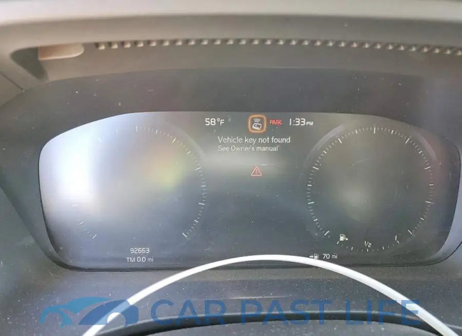 YV4162UK8L2237576# 9