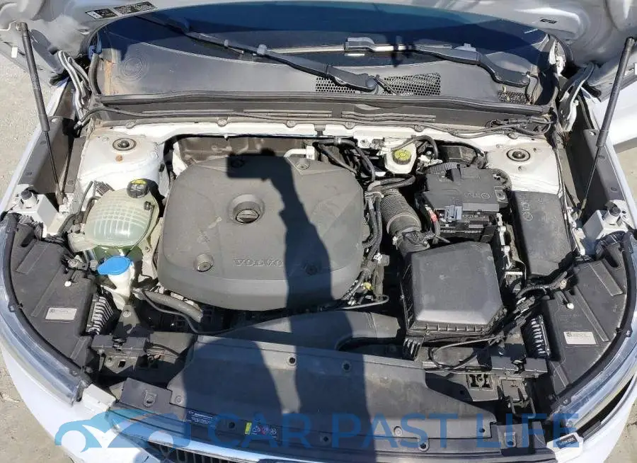 YV4162UK8L2237576# 12