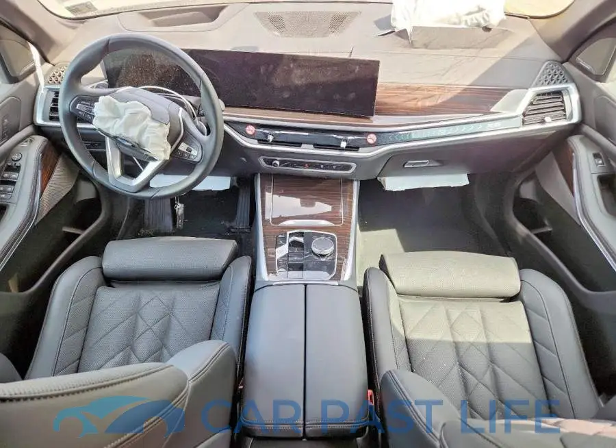 5UX23EU08T9086096# 8