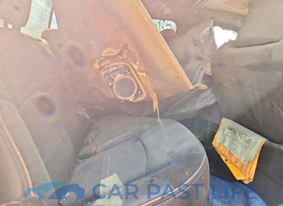3C63RRJL2KG533117# 10