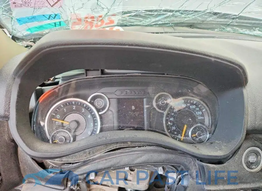 3C6UR5HJ1KG591186# 9