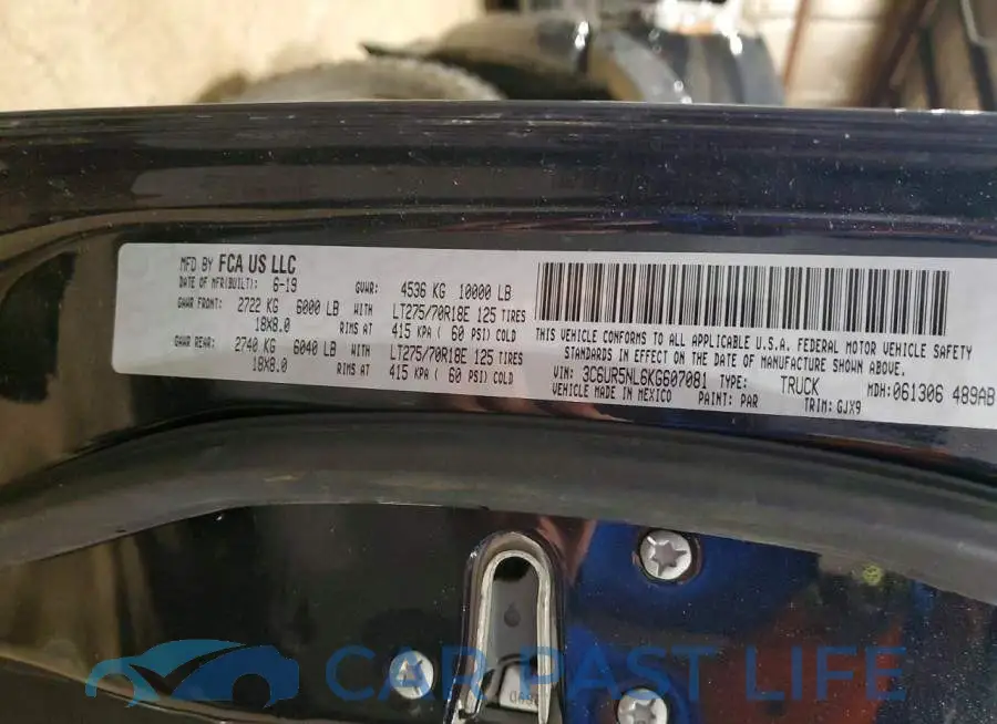 3C6UR5NL6KG607081# 12