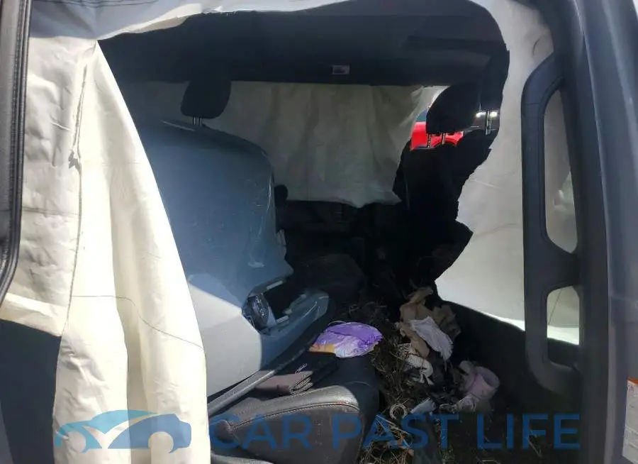 5TDCSKFC3RS136783# 11