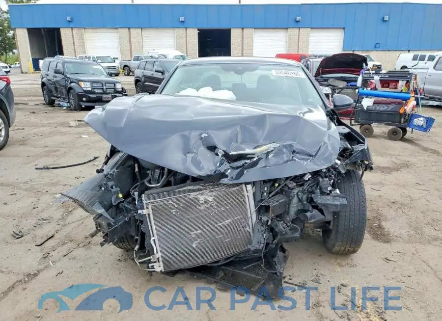 3VW5M7BU1RM030893# 5
