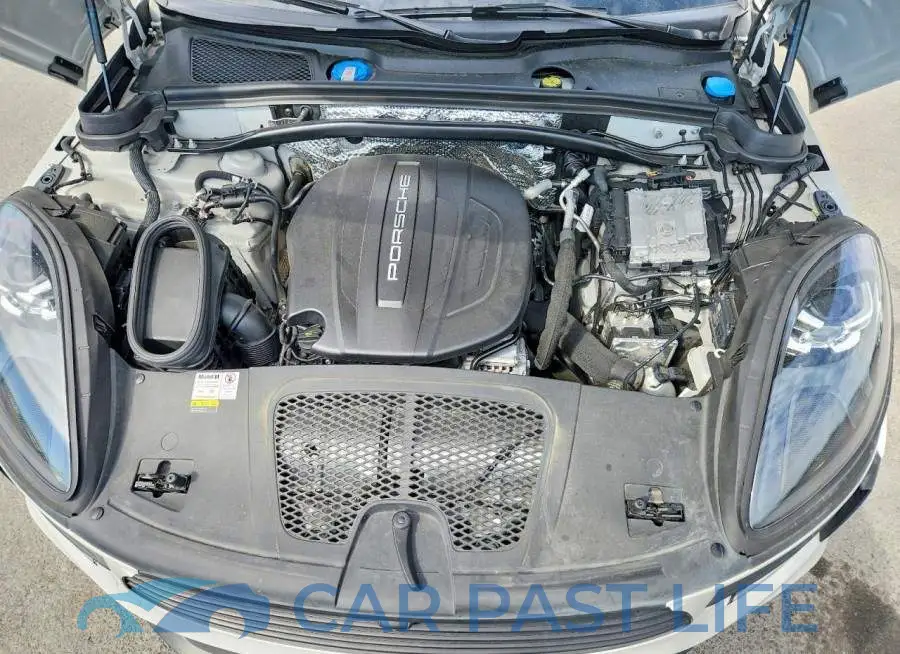WP1AA2A52MLB14978# 12